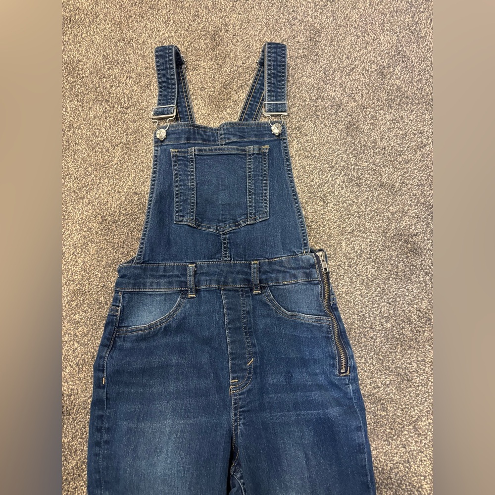 H&M long overalls size 4 - Picture 2 of 3